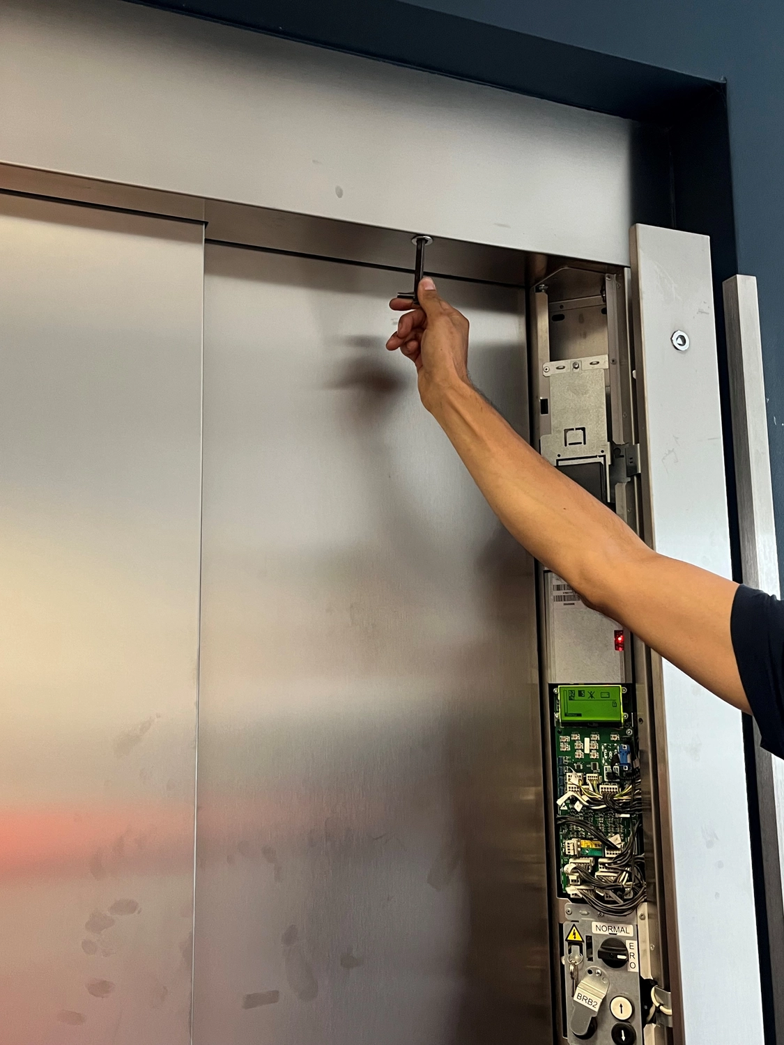 Alexandra Sturm - Beratung mit System – Sicherheit, Technik, Verantwortung -⬆️ Aufzugsanlagen