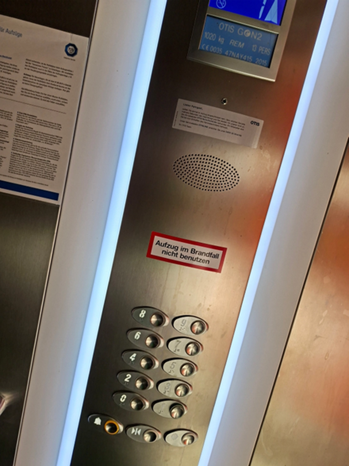 Alexandra Sturm – Beratung mit System – Sicherheit, Technik, Verantwortung – professionelle Installation von Elektro- oder Sicherheitssystemen